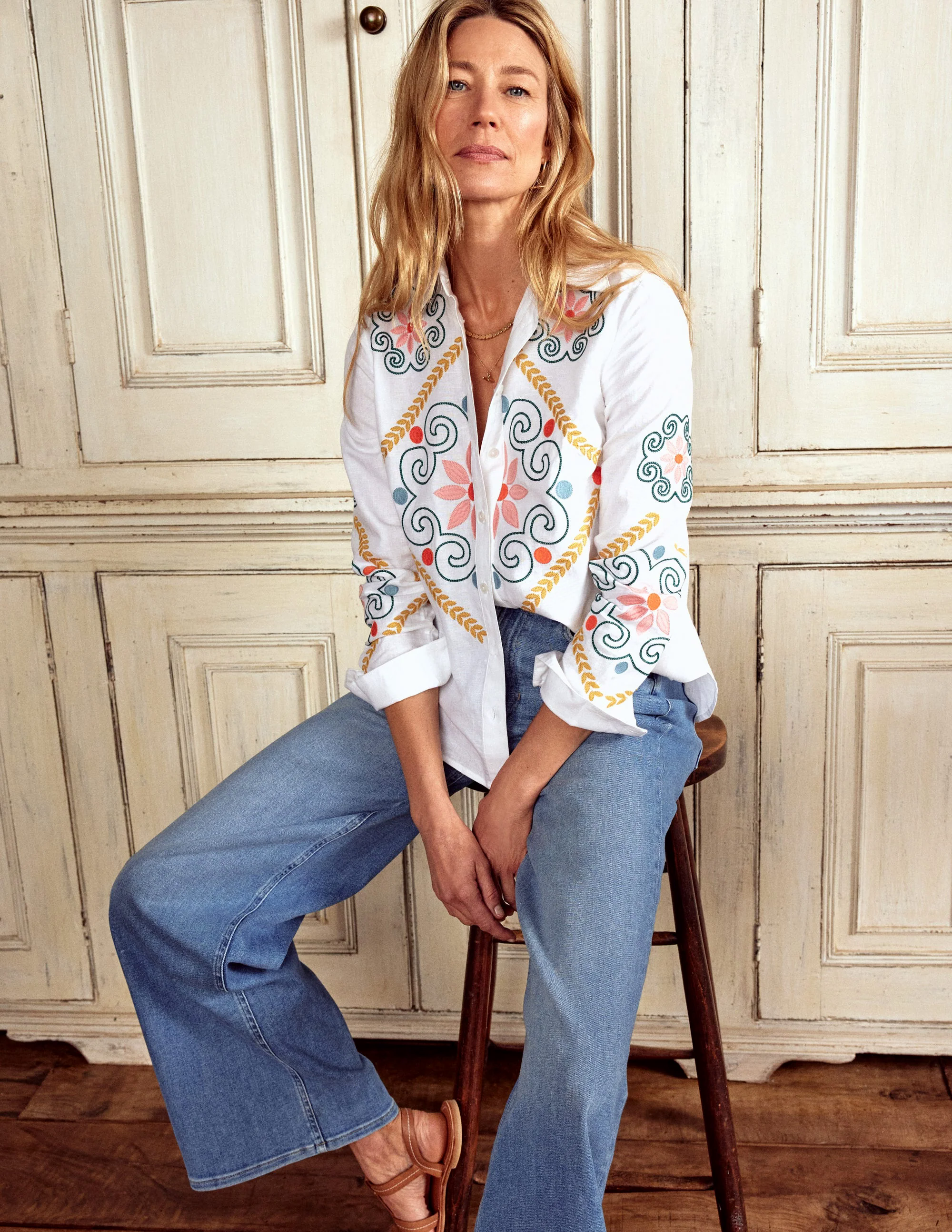  Embroidered Linen Shirt-White